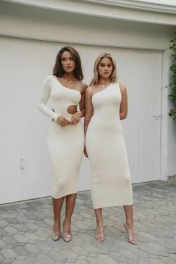 Buttercream Meara One Shoulder Dress 16 Buttercream Meara One Shoulder Dress -Jluxlabel Shop BASIX2022 47 d99d6a9c 13e2 4f44 a46c aefd99629d42