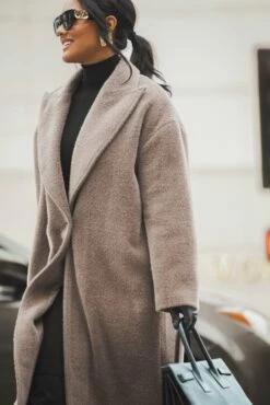 Acorn Chelsie Longline Coat 38 Acorn Chelsie Longline Coat -Jluxlabel Shop ITSALIFESTYLE2022 43