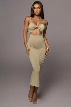Moss Midnight Memories Midi Dress 18 Moss Midnight Memories Midi Dress -Jluxlabel Shop PRODUCT AUG102022 211