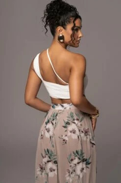 Natural Scenic One-Shoulder Linen Bodysuit 20 Natural Scenic One-Shoulder Linen Bodysuit -Jluxlabel Shop PRODUCT JUL132023 CHIFFON 45 657ce445 4f44 431c 8c12 a8bb9fe81b84