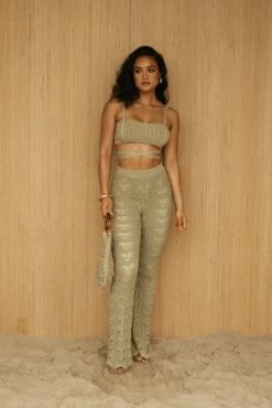 Moss She's All That Knit Crop Top 22 Moss She's All That Knit Crop Top -Jluxlabel Shop PRODUCT JUNE82023 CROCHET 61