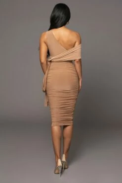 Almond Edge Of Romance Midi Dress 21 Almond Edge Of Romance Midi Dress -Jluxlabel Shop PRODUCT MAR82023 76