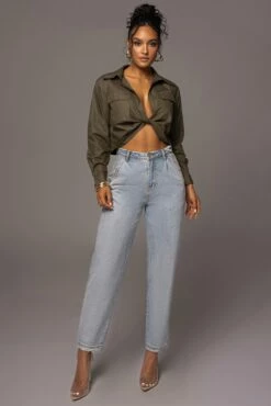 Olive Castella Twist Front Top