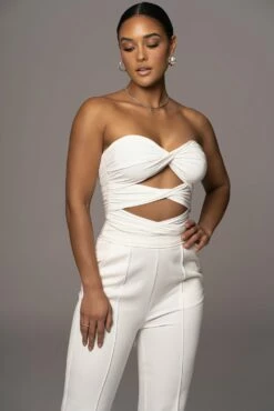 Ivory New Heights Top 16 Ivory New Heights Top -Jluxlabel Shop PRODUCT NOV32022 HOLIDAY 112