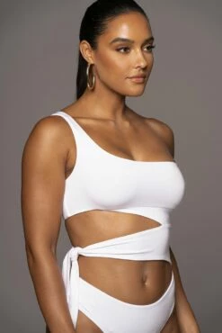 Ivory Pull Me Closer Bodysuit 10 Ivory Pull Me Closer Bodysuit -Jluxlabel Shop PRODUCT OCT32022 PART2 32