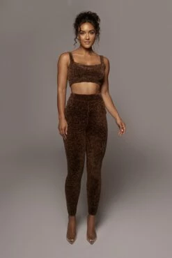 Chocolate Gemma Crop Chenille Top 28 Chocolate Gemma Crop Chenille Top -Jluxlabel Shop PRODUCT SEPT272021 252